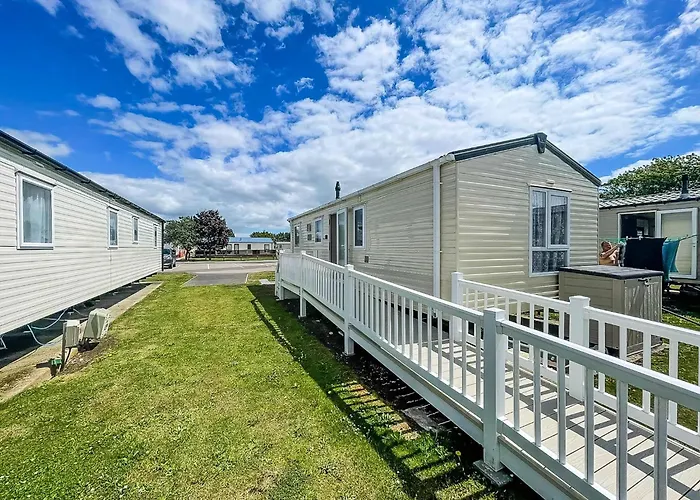 Homely 6 Berth Caravan With Decking And Wi-Fi At Seawick, Essex Ref 27928Sw