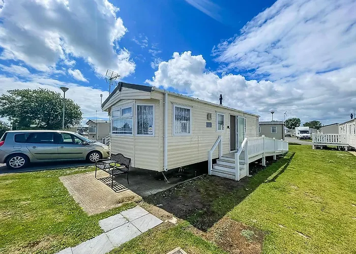 Homely 6 Berth Caravan With Decking And Wi-Fi At Seawick, Essex Ref 27928Sw